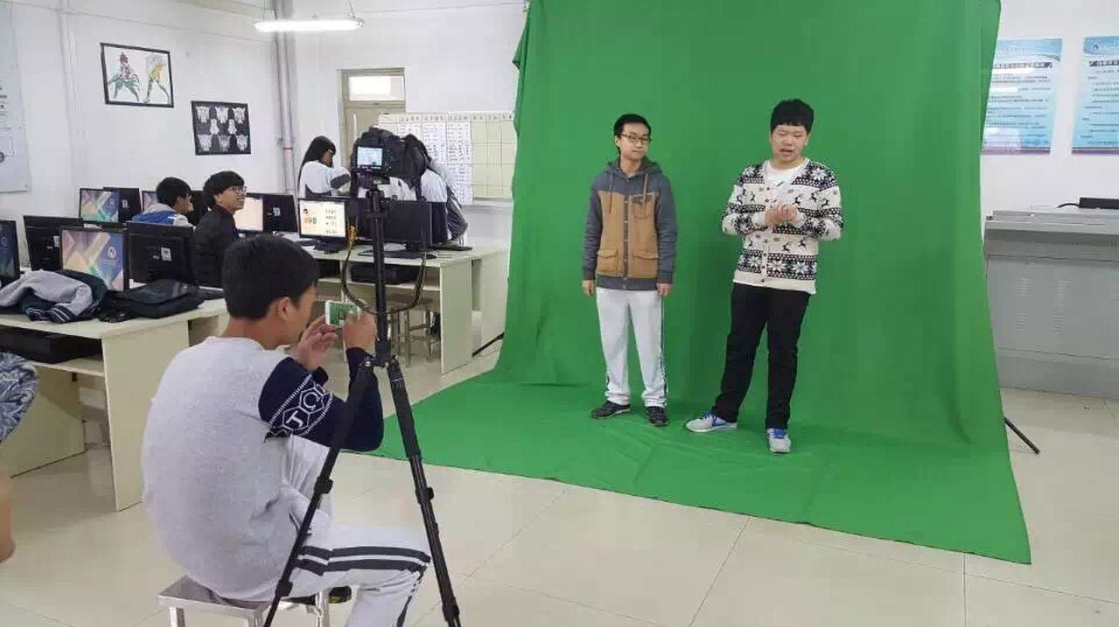 精彩纷呈的学生社团活动(图5) 精彩纷呈的学生社团活动(图5)