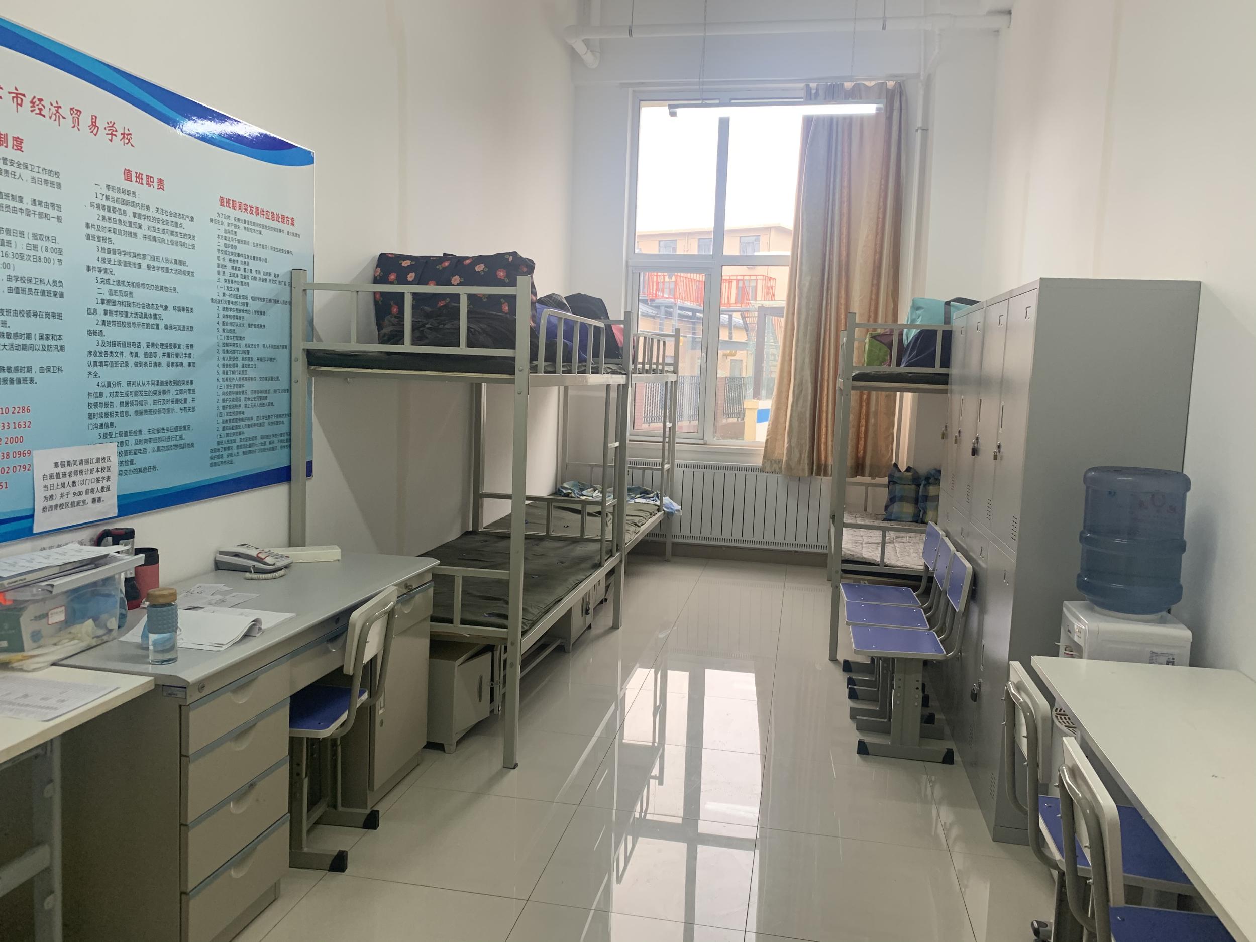 【党史教育系列报道】学校在三个校区设立教师休息室(图1) 【党史教育系列报道】学校在三个校区设立教师休息室(图1)