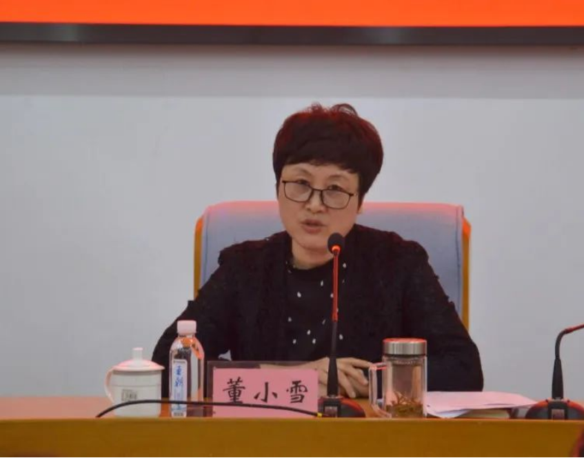 学校召开首届十五次教职工代表大会(图2) 学校召开首届十五次教职工代表大会(图2)