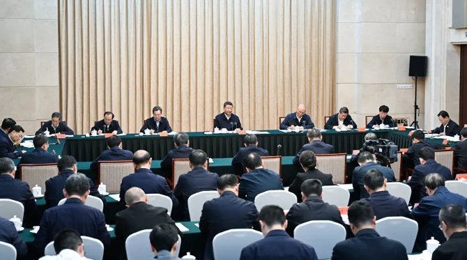 习近平主持召开全面推动黄河流域生态保护和高质量发展座谈会强调 以进一步全面深化改革为动力 开创黄河流域生态保护和高质量发展新局面(图2) 习近平主持召开全面推动黄河流域生态保护和高质量发展座谈会强调 以进一步全面深化改革为动力 开创黄河流域生态保护和高质量发展新局面(图2)